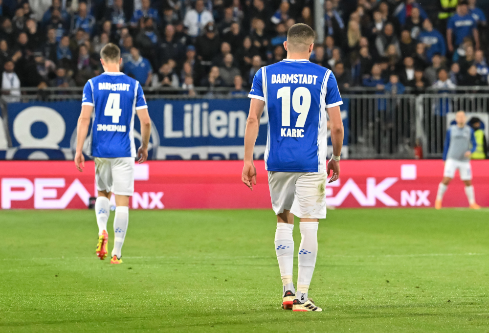 Du betrachtest gerade Abstieg: Darmstadt steigt zum vierten Mal aus der Bundesliga ab