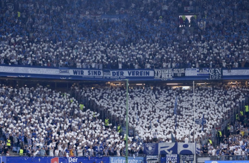 Tickets binnen Sekunden vergriffen: Hertha BSC mit vollem Gästeblock beim HSV