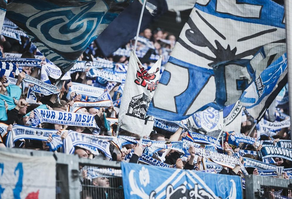 Du betrachtest gerade Fans des MSV Duisburg sorgen für Gütersloher Rekordkulisse