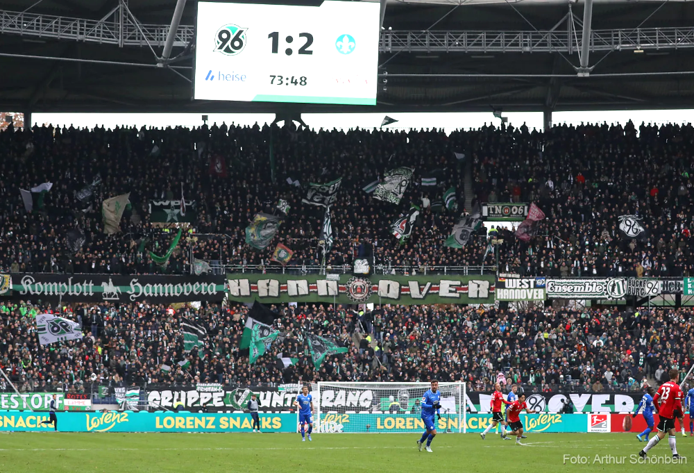 Du betrachtest gerade Hannover 96 mit Zuschauer-Tiefstwert gegen Darmstadt