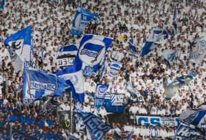 Mehr über den Artikel erfahren Ausverkauft! Hertha BSC reist mit vollem Gästeblock nach Köln