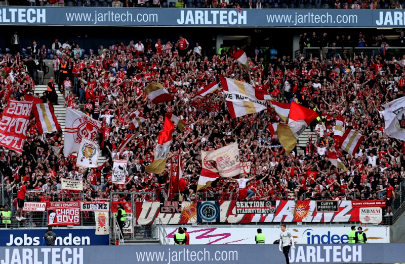 Mainz 05 mit Auswärtsfahrer-Saisonrekord in Frankfurt