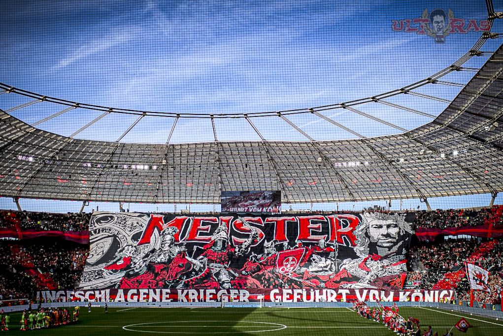 Die Choreo von Bayer 04 Leverkusen zur Feier der Deutschen Meisterschaft.