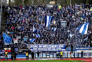 Mehr über den Artikel erfahren Duisburg bei Türkspor: Mehr Gästefans als offizielle Zuschauer