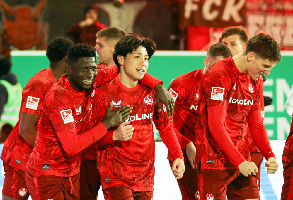 Du betrachtest gerade 1. FC Kaiserslautern führt die Januar-Tabelle der 2. Bundesliga an